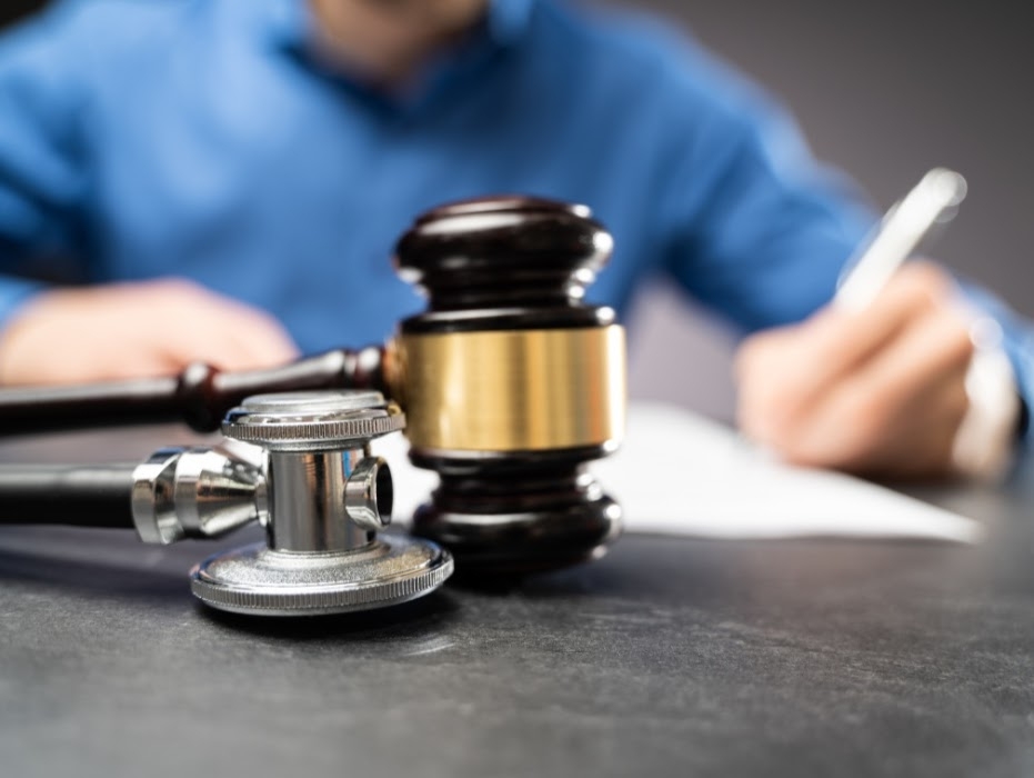 Medical expert testimony in malpractice lawsuits