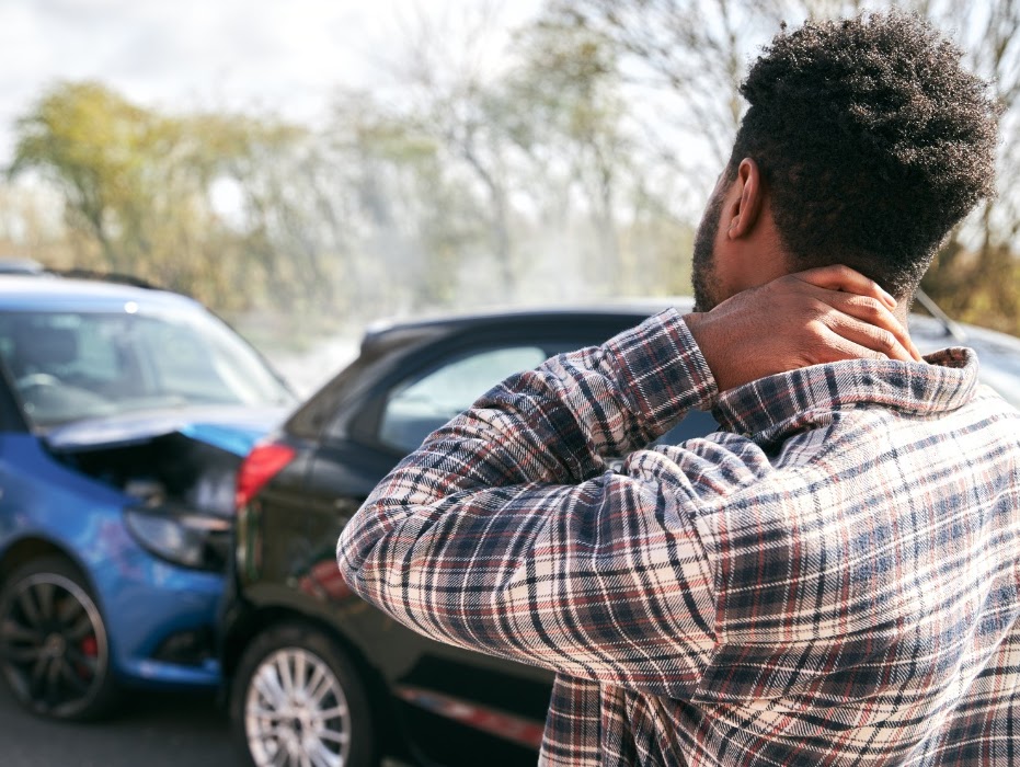 Understanding the role of a car accident lawyer in navigating insurance claims and settlements